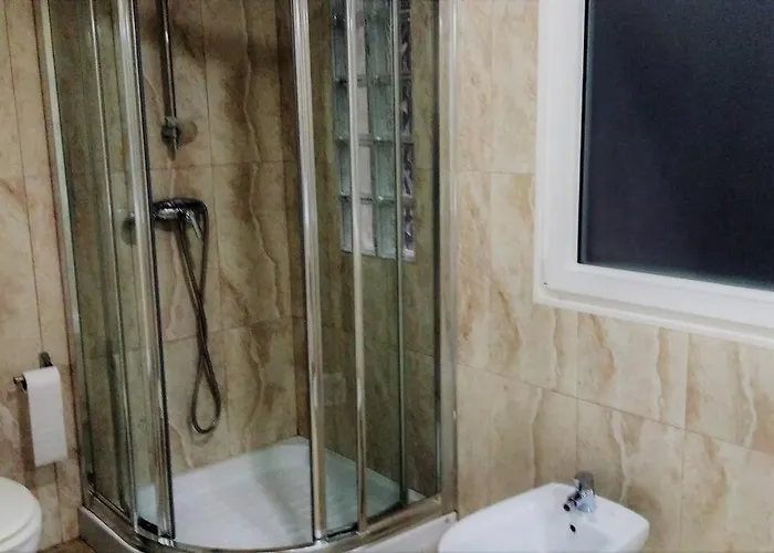 Modern Flat At Garbinet With Wifi Apartament *