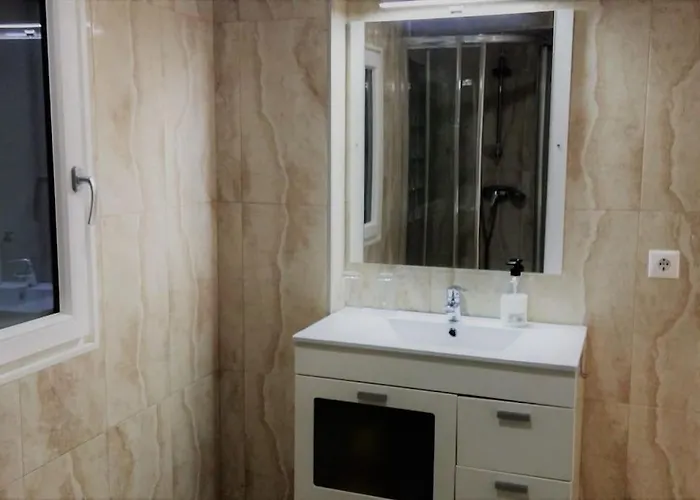 Modern Flat At Garbinet With Wifi Apartament